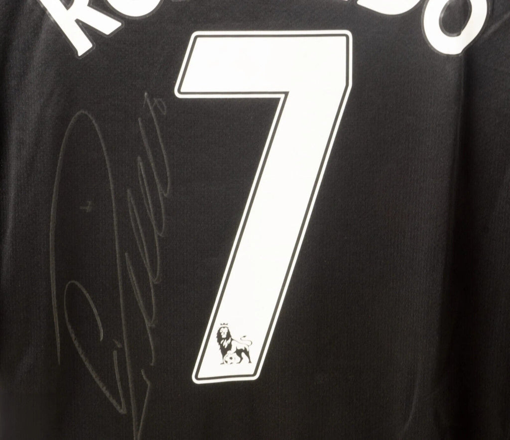 Cristiano Ronaldo Signed Manchester Utd Away Soccer Jersey #7 with Beckett LOA
