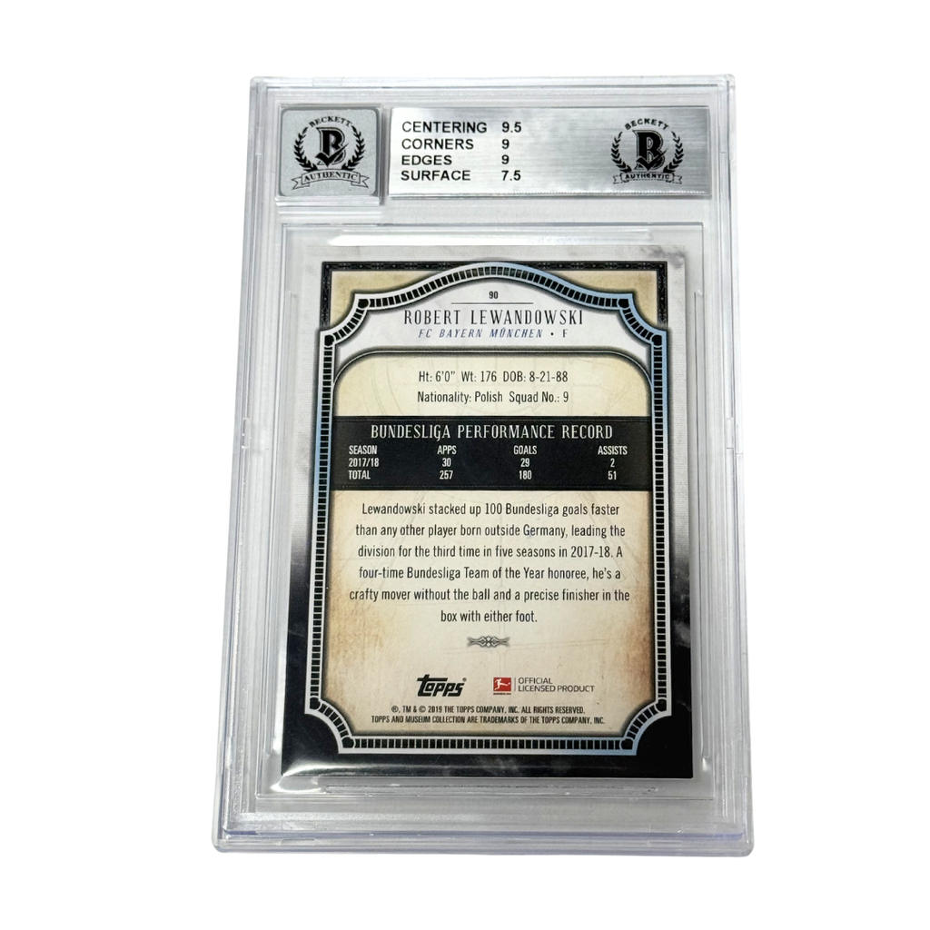 Robert Lewandowski Signed 2018-19 Topps Museum Bundesliga Gold /50 - BGS 8.5